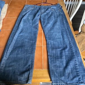 Levi Jeans 569